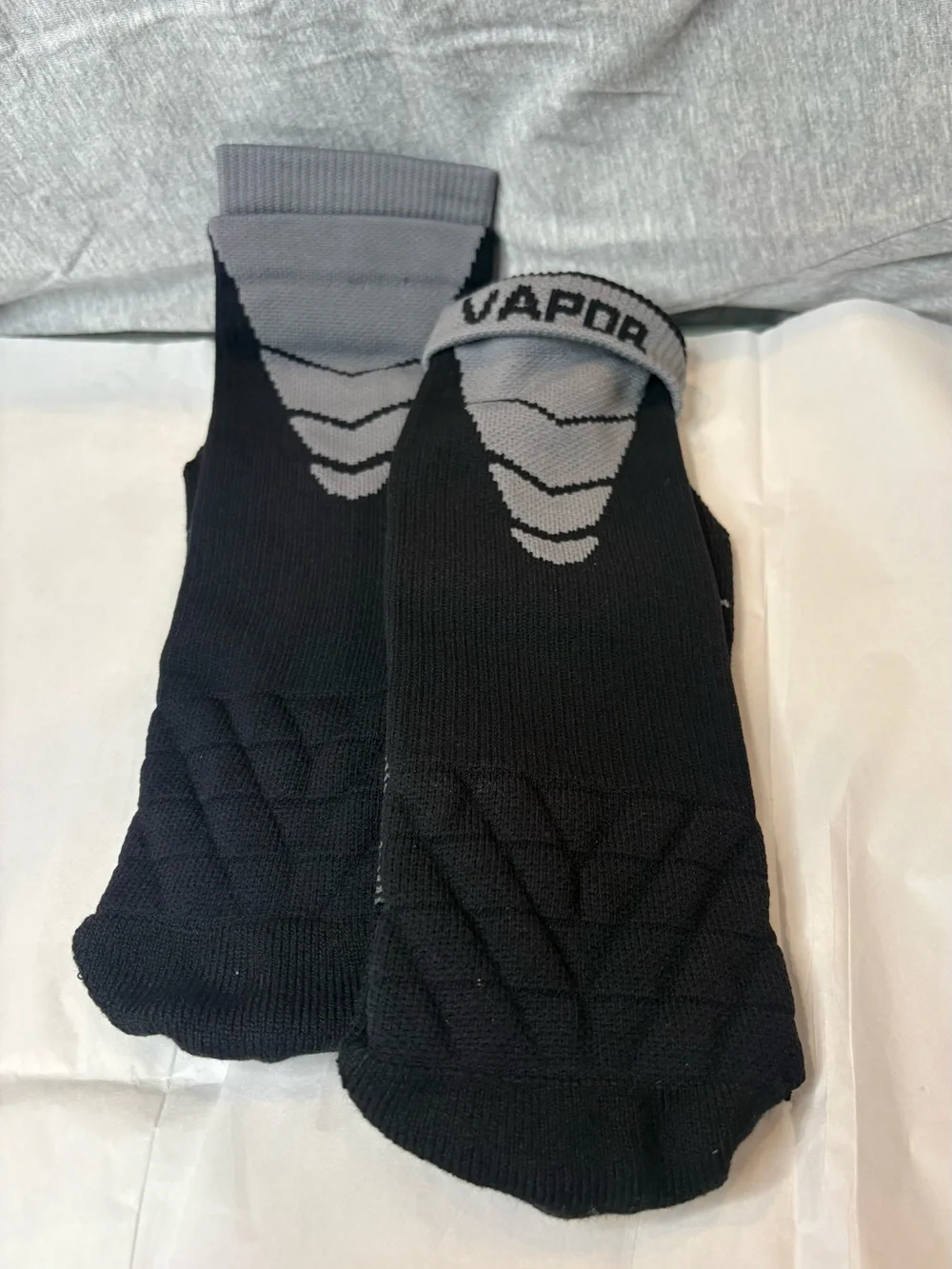 Nike Elite Vapor Cushioned Football Socks (Over-The-Calf) Size XL - Black/Grey
